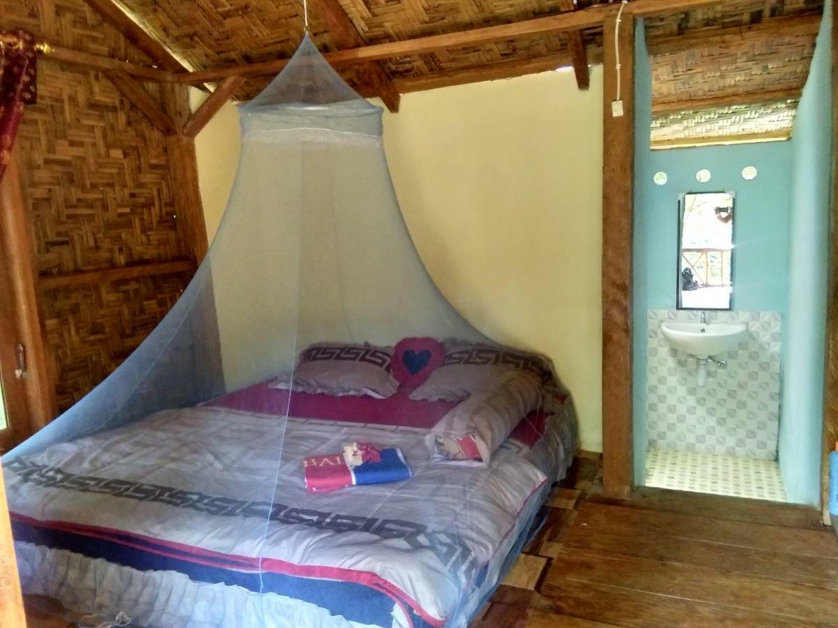 Landak River Guest House Only Trekking With Us Bukit Lawang Exterior photo